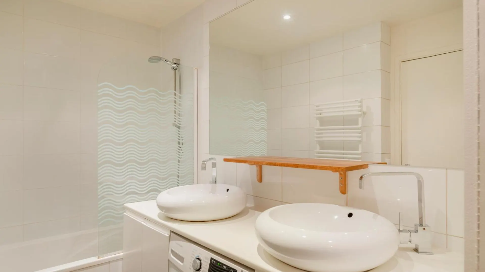 Paris Arsonval Design Residence 0*,  Frankrijk